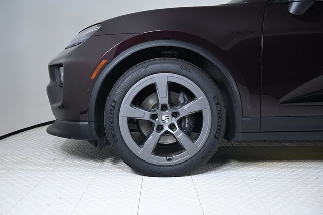 2025 Porsche Macan Electric Electric RWD - 22988542 - 28