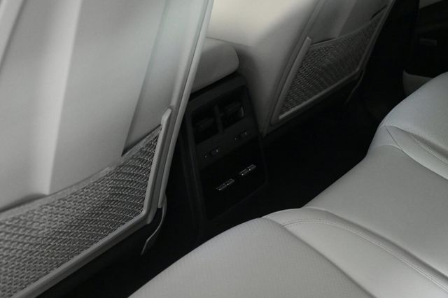 2025 Porsche Macan Electric Electric RWD - 22990816 - 19