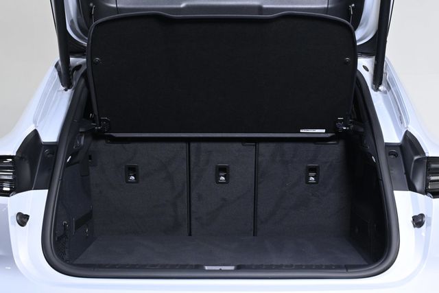 2025 Porsche Macan Electric Electric RWD - 23008548 - 24