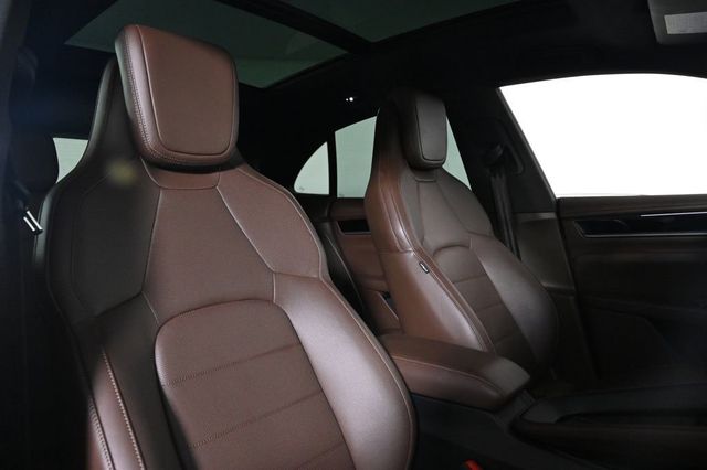 2025 Porsche Macan Electric Electric RWD - 23025447 - 17