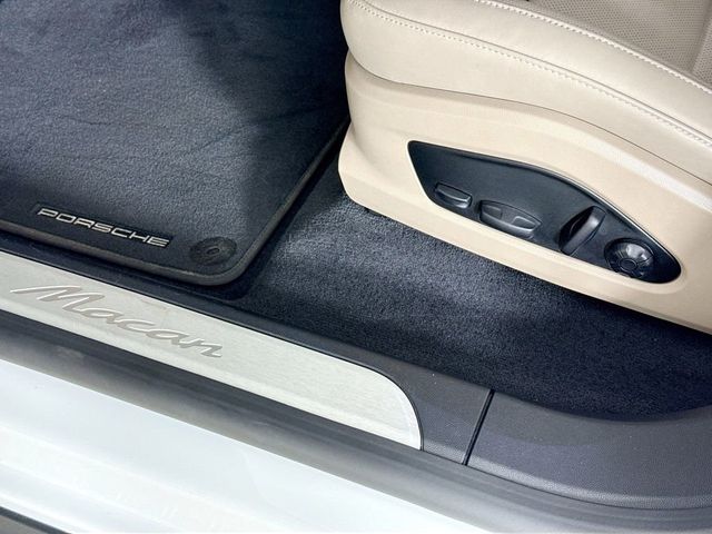 2025 Porsche Macan Electric Electric RWD - 23035258 - 17