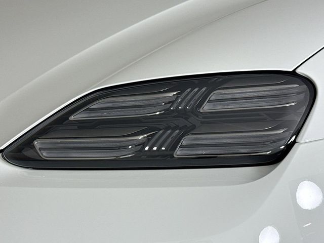 2025 Porsche Macan Electric Electric RWD - 23035258 - 26