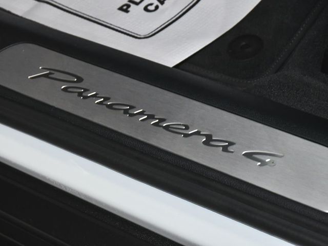 2025 Porsche Panamera E-Hybrid 4 - 23001065 - 10