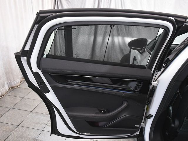 2025 Porsche Panamera E-Hybrid 4 - 23001065 - 11