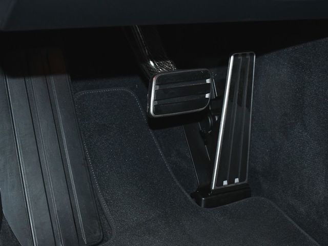 2025 Porsche Panamera E-Hybrid 4 - 23001065 - 20