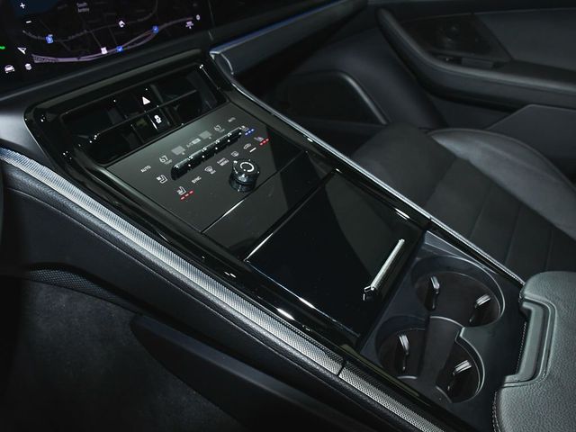 2025 Porsche Panamera E-Hybrid 4 - 23001065 - 44