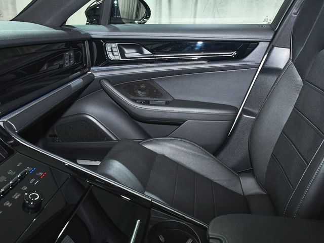 2025 Porsche Panamera E-Hybrid 4 - 23001065 - 47