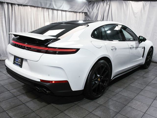 2025 Porsche Panamera E-Hybrid 4 - 23001065 - 4