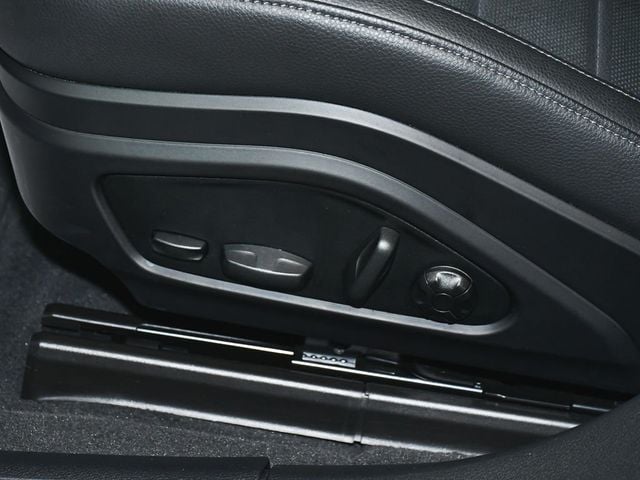 2025 Porsche Panamera E-Hybrid 4 - 23001065 - 49