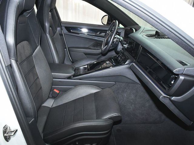 2025 Porsche Panamera E-Hybrid 4 - 23001065 - 59