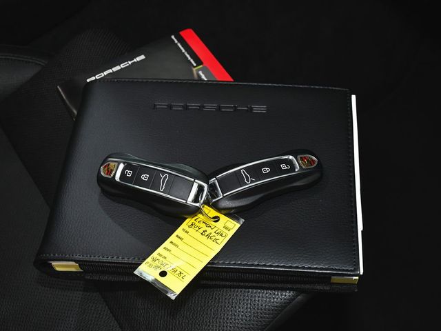 2025 Porsche Panamera E-Hybrid 4 - 23001065 - 65