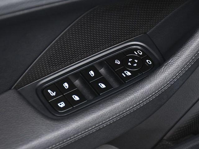 2025 Porsche Panamera E-Hybrid 4 - 23001065 - 8
