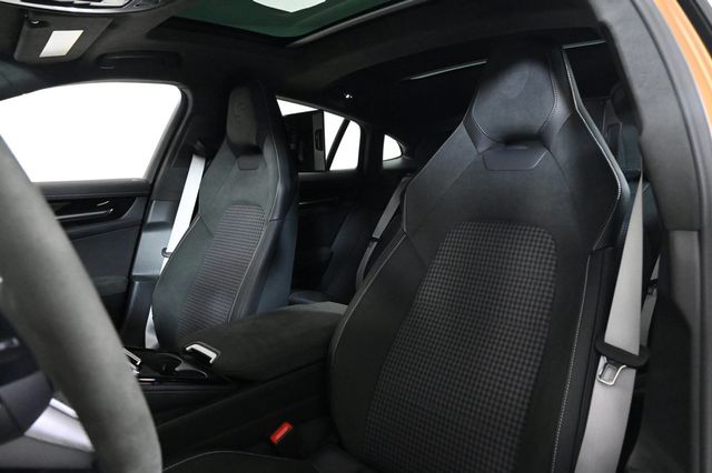 2025 Porsche Panamera E-Hybrid Turbo - 22968305 - 4