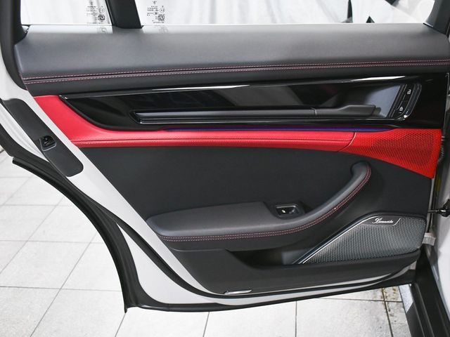 2025 Porsche Panamera E-Hybrid Turbo  - 22931074 - 11