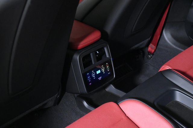 2025 Porsche Taycan 4S - 22922759 - 19