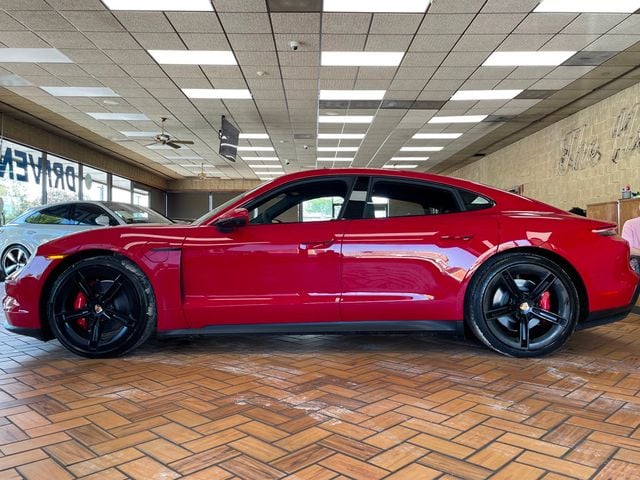 2025 Porsche Taycan 4S's photo