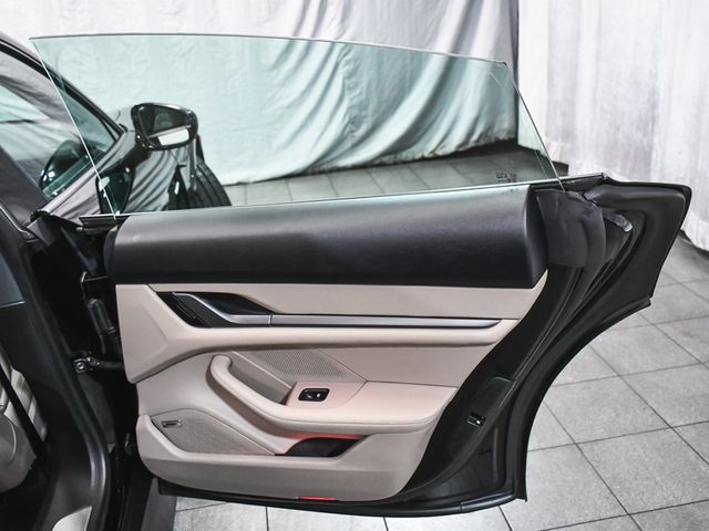 2025 Porsche Taycan Base - 22927762 - 13