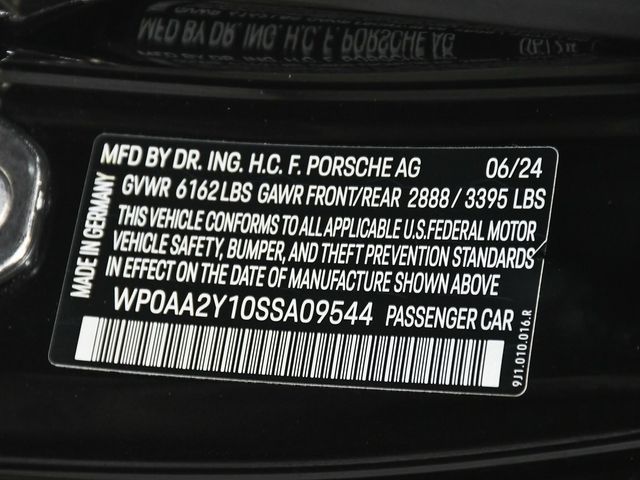 2025 Porsche Taycan Base - 22927762 - 18