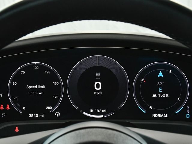 2025 Porsche Taycan Base - 22927762 - 31