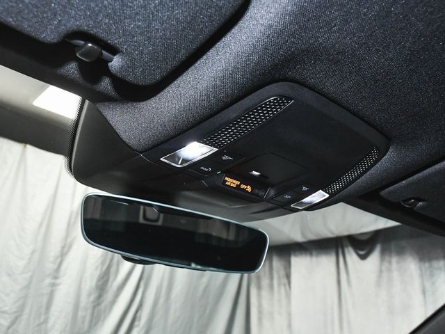 2025 Porsche Taycan Base - 22927762 - 32