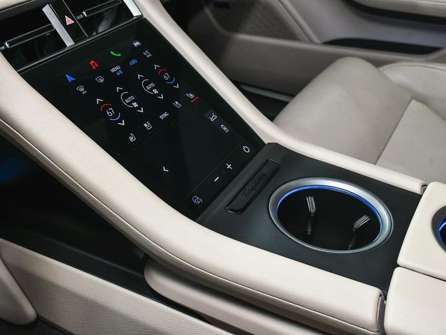 2025 Porsche Taycan Base - 22927762 - 34