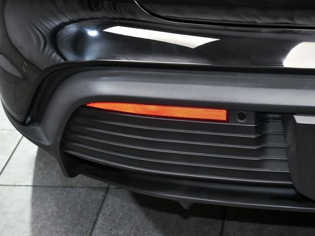 2025 Porsche Taycan Base - 22927762 - 72