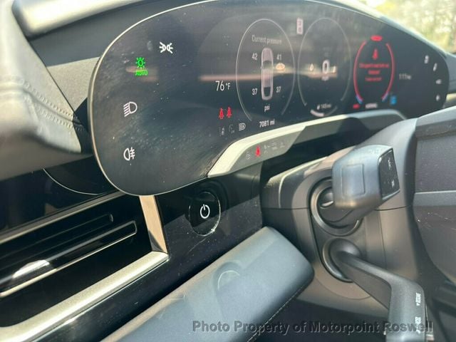 2025 Porsche Taycan RWD - 22997508 - 18