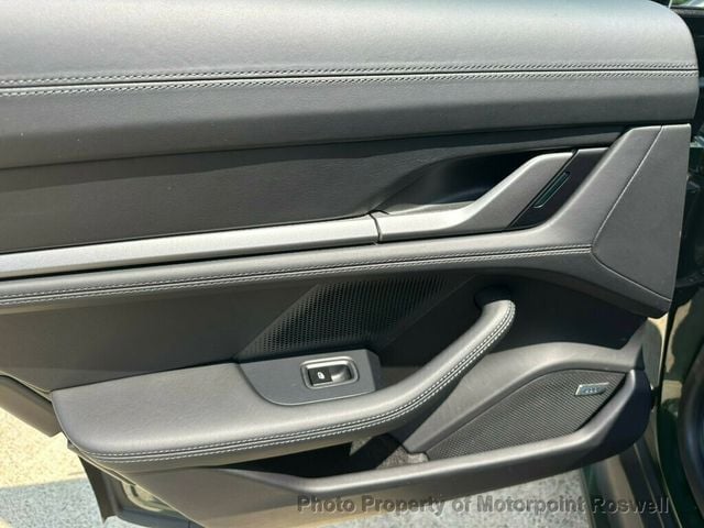 2025 Porsche Taycan RWD - 22997508 - 24