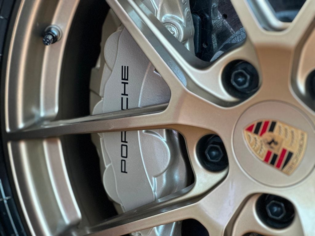 2025 Porsche Taycan Turbo GT photo 20