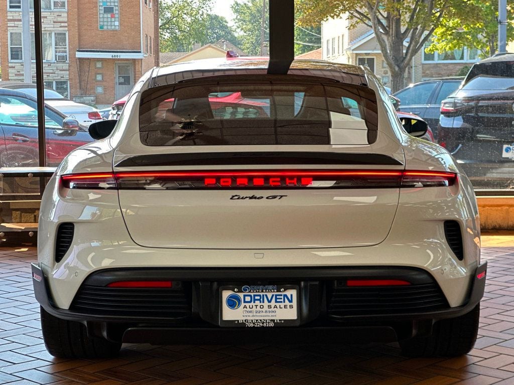 2025 Porsche Taycan Turbo GT photo 6