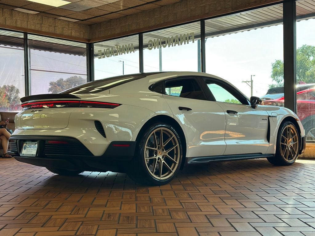 2025 Porsche Taycan Turbo GT photo 7