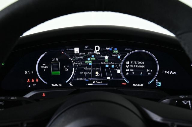 2025 Porsche Taycan Cross Turismo 4 - 22950432 - 12