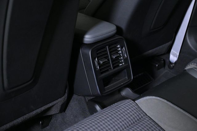 2025 Porsche Taycan Cross Turismo 4 - 22950432 - 19