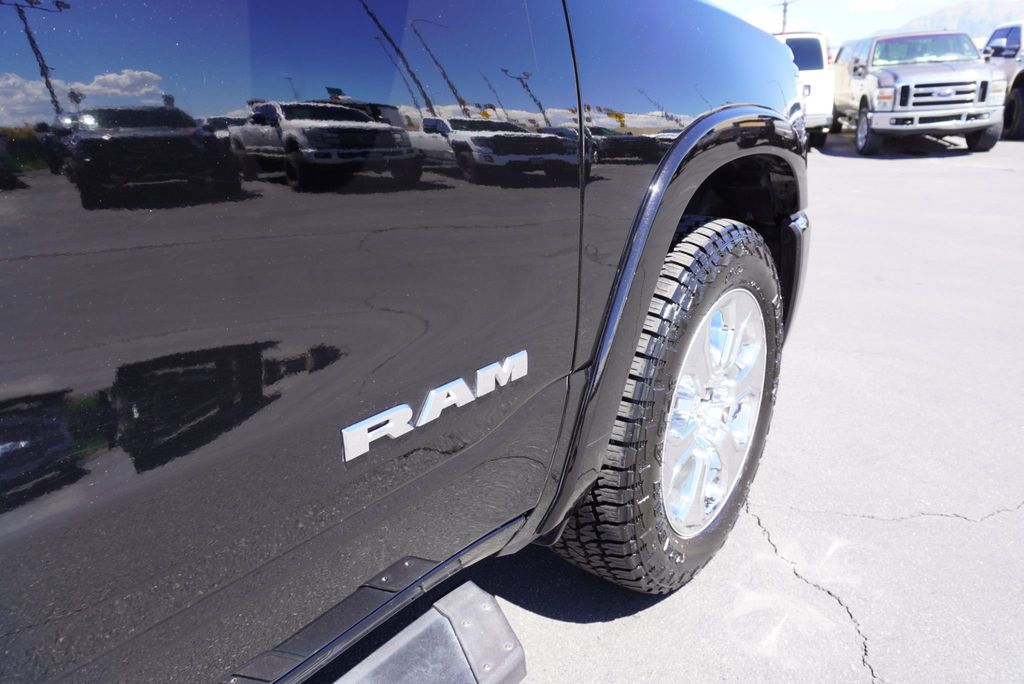 2025 Ram 1500 BIG HORN - 23067688 - 17