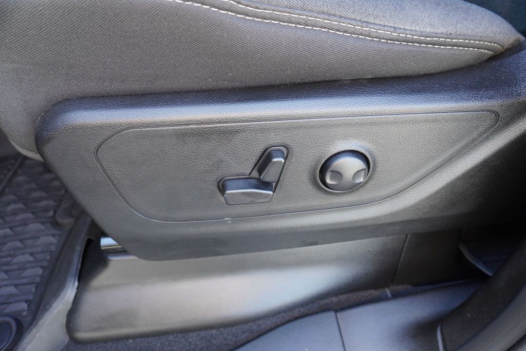 2025 Ram 1500 BIG HORN - 23067688 - 25