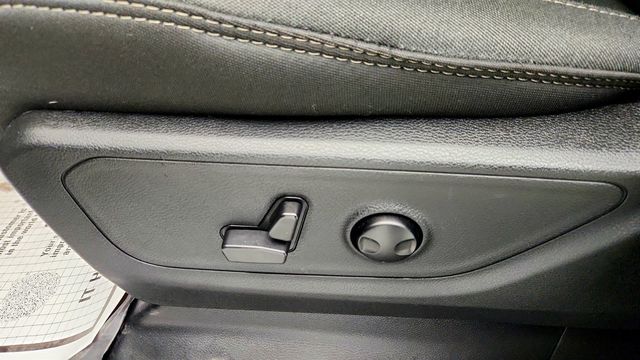 2025 Ram 1500 Big Horn 4x4 Quad Cab 6'4" Box - 23002206 - 10