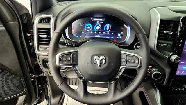 2025 Ram 1500 Big Horn 4x4 Quad Cab 6'4" Box - 23002206 - 12