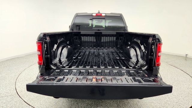 2025 Ram 1500 Big Horn 4x4 Quad Cab 6'4" Box - 23002206 - 21