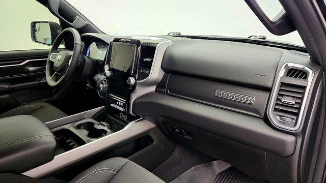 2025 Ram 1500 Big Horn 4x4 Quad Cab 6'4" Box - 23002206 - 24