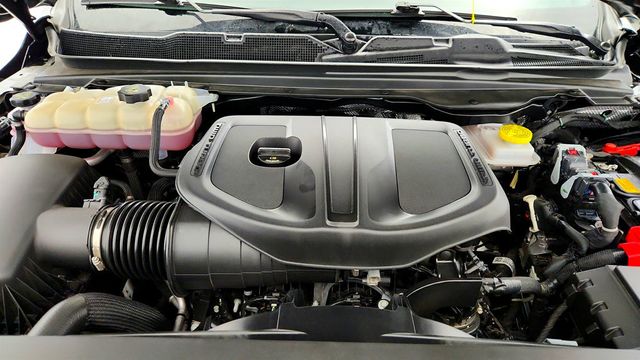 2025 Ram 1500 Big Horn 4x4 Quad Cab 6'4" Box - 23002206 - 26