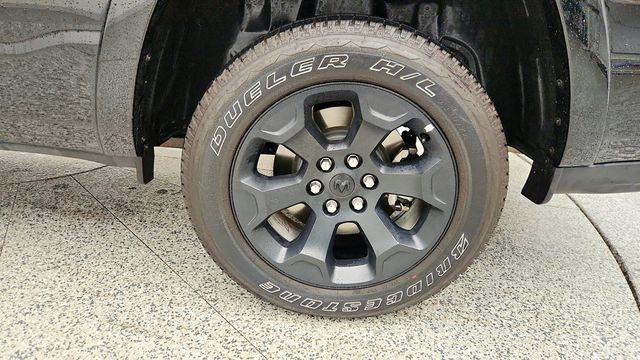 2025 Ram 1500 Big Horn 4x4 Quad Cab 6'4" Box - 23002206 - 8