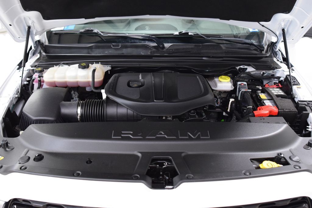 2025 Ram 1500 Big Horn/Lone Star - 23018330 - 18