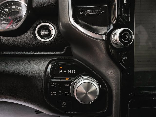 2025 Ram 1500 Laramie - 23077881 - 22