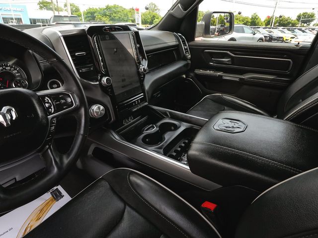 2025 Ram 1500 Laramie - 23077881 - 30