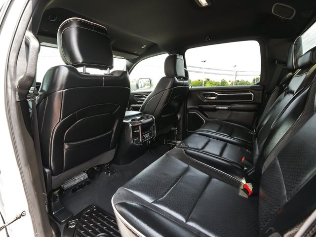 2025 Ram 1500 Laramie - 23077881 - 35