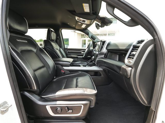 2025 Ram 1500 Laramie - 23077881 - 42
