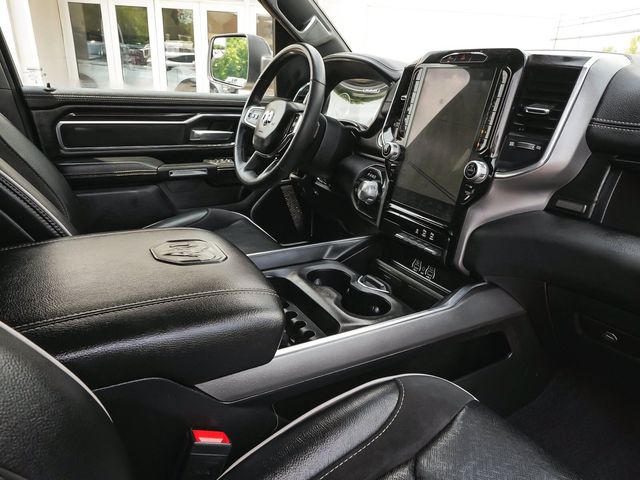 2025 Ram 1500 Laramie - 23077881 - 43