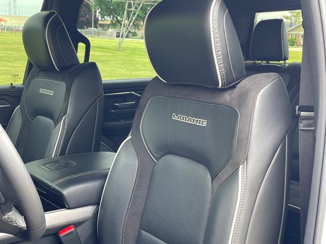 2025 Ram 1500 Laramie 4x4 Crew Cab 5'7" Box - 23038198 - 20