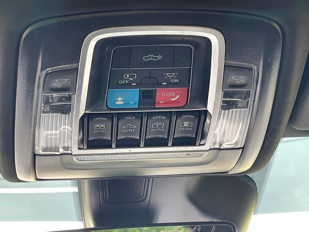 2025 Ram 1500 Laramie 4x4 Crew Cab 5'7" Box - 23038198 - 47