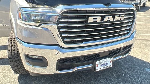 2025 Ram 1500 Laramie 4x4 Crew Cab 5'7" Box - 22896922 - 11